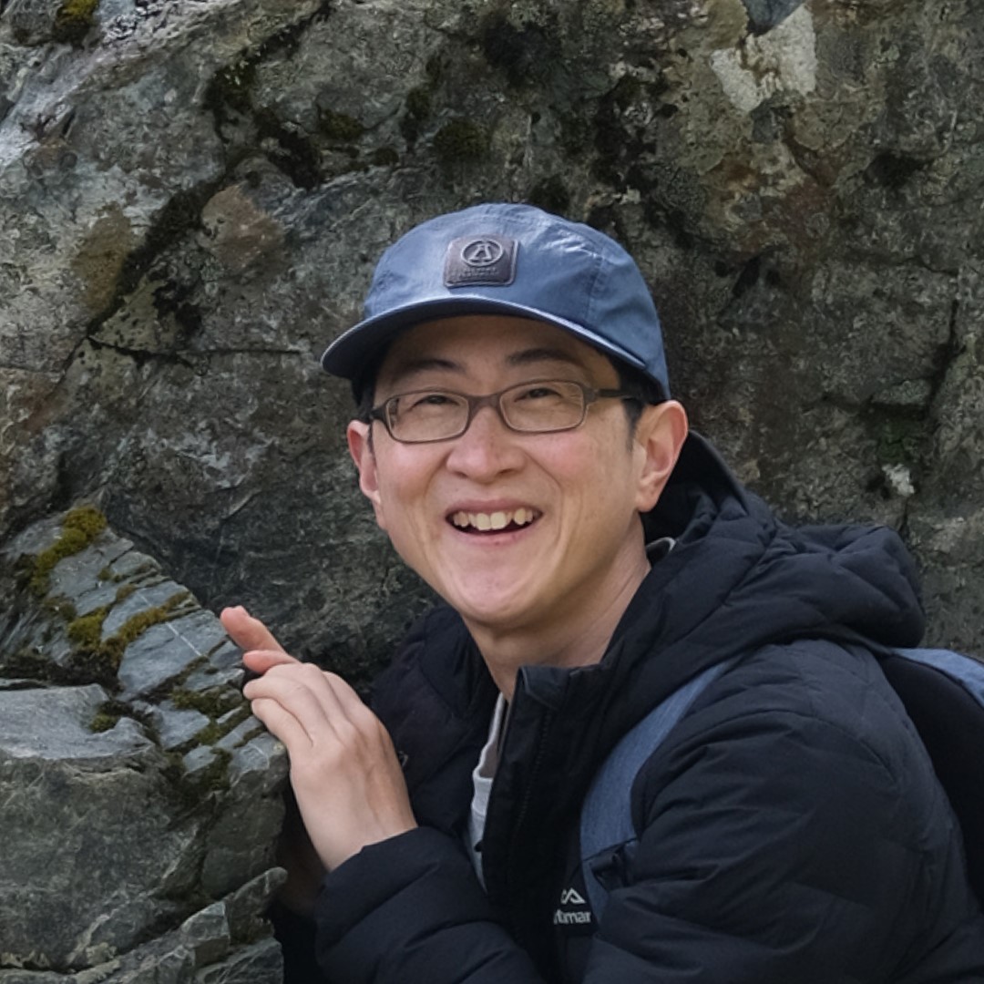 Kwee Yum Lee Doctor at Grahams Rd Surgery